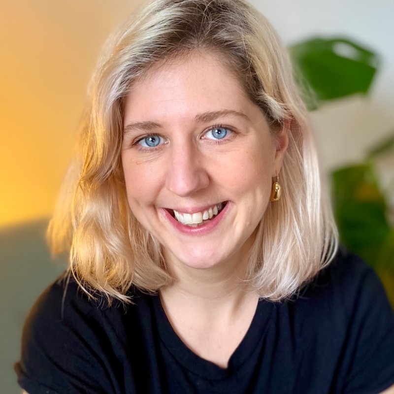 Hannah Coleman — online IB and GCSE maths tutor